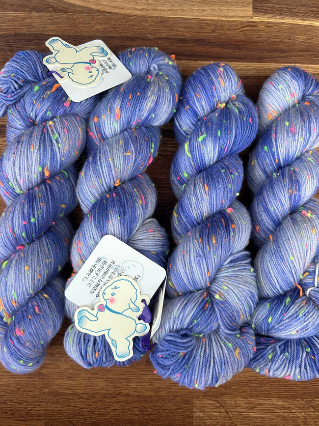 NAAZ ナアズ 手染め毛糸 (Yarn's Journey NAAZ) - Morning Picked Berries