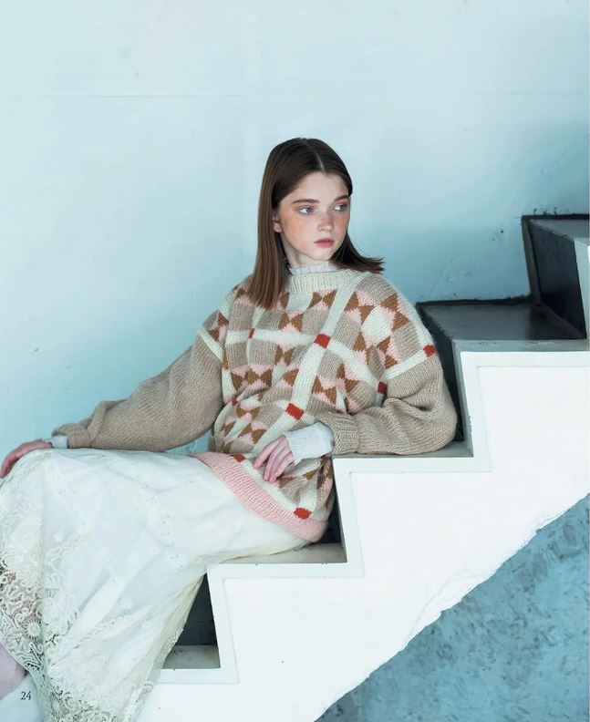 ROWAN: Knitted clothing and accessories using Rowan yarn