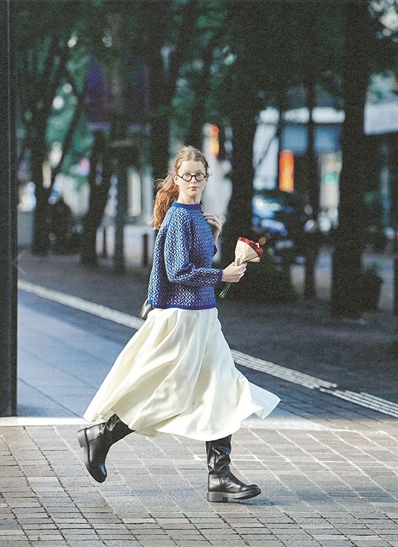 amuhibi Knit Book (amuhibiの編みもの本) by mikiko umemoto